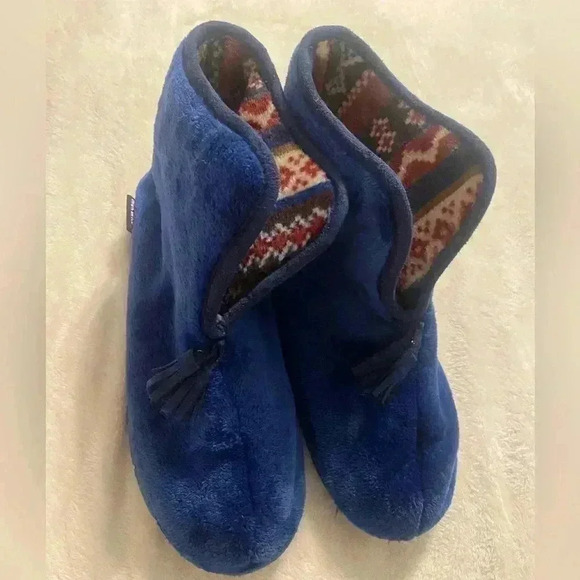 Muk Luks Women’s Slippers Porchia Blue with tassels. Size X Large 11-12 - Picture 2 of 10